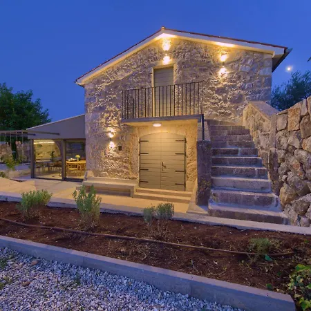 Jerini The Barn By Interhome *